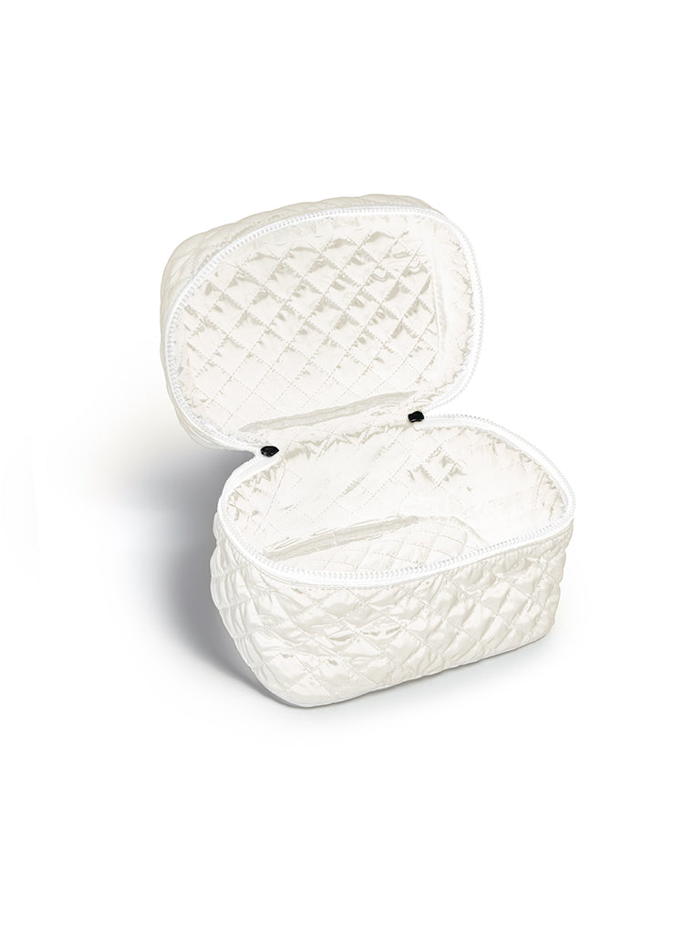 Pearl Cosmetic Travel Case