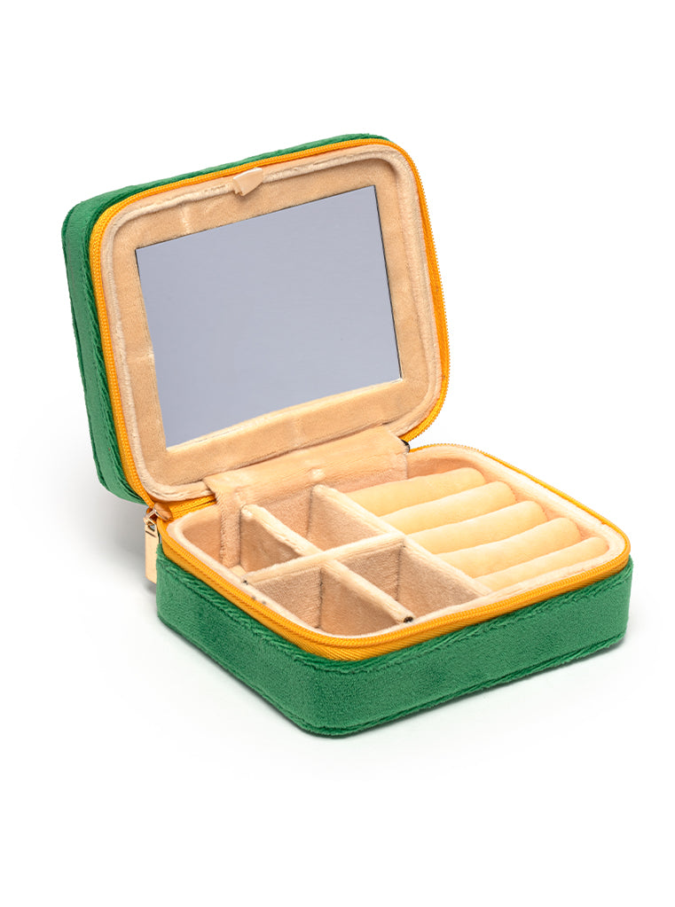 Champagne Jewelry Zip Case – Living Royal