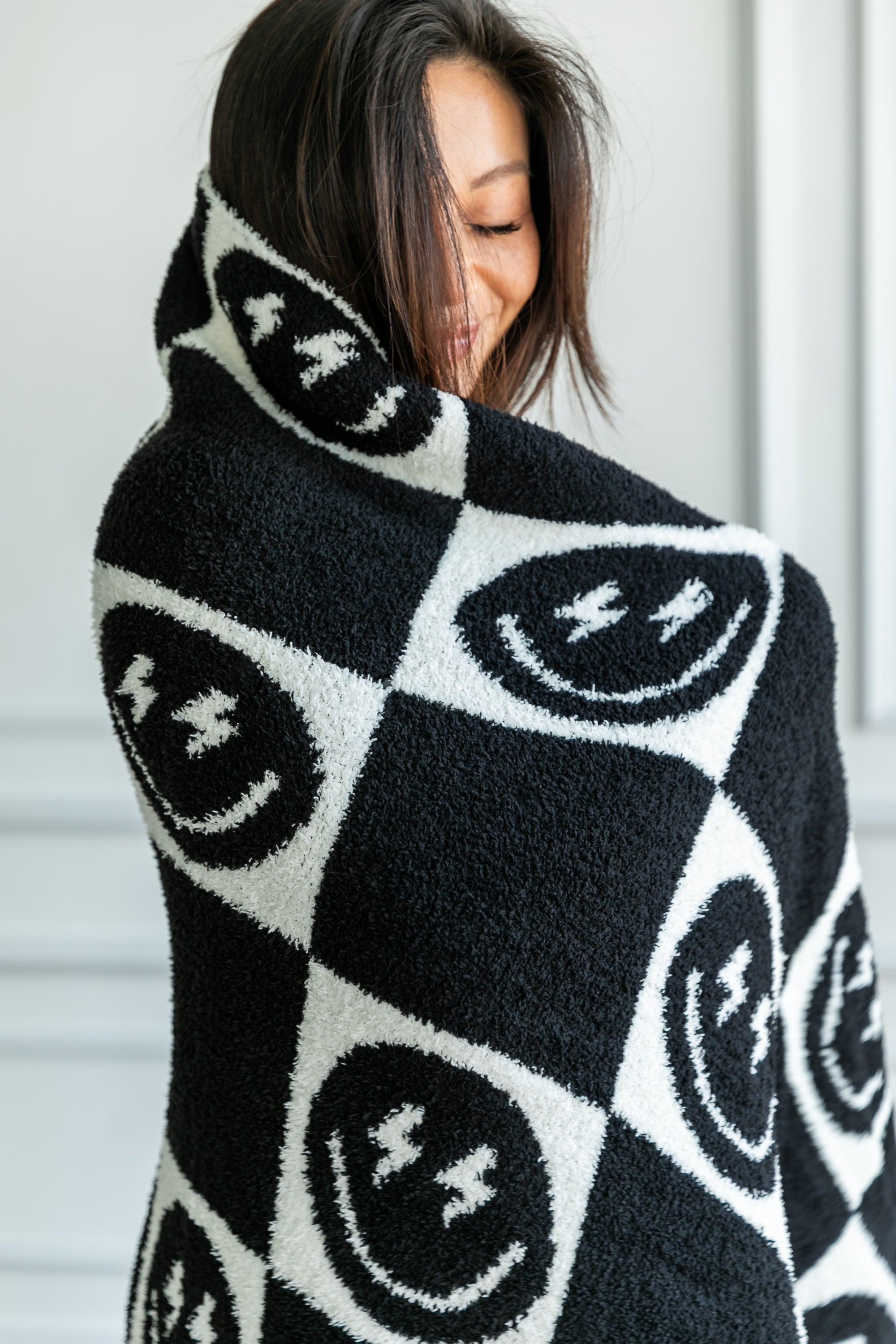 Black Bolt Smile Blanket